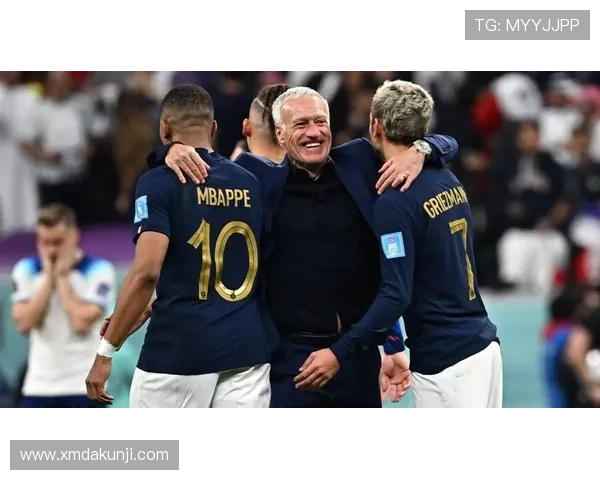 德尚带领法国队展现战术智慧，球队凝聚力持续增强